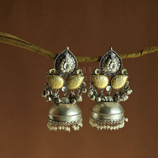 NISHKA DUAL TONE GHUNGROO JHUMKA