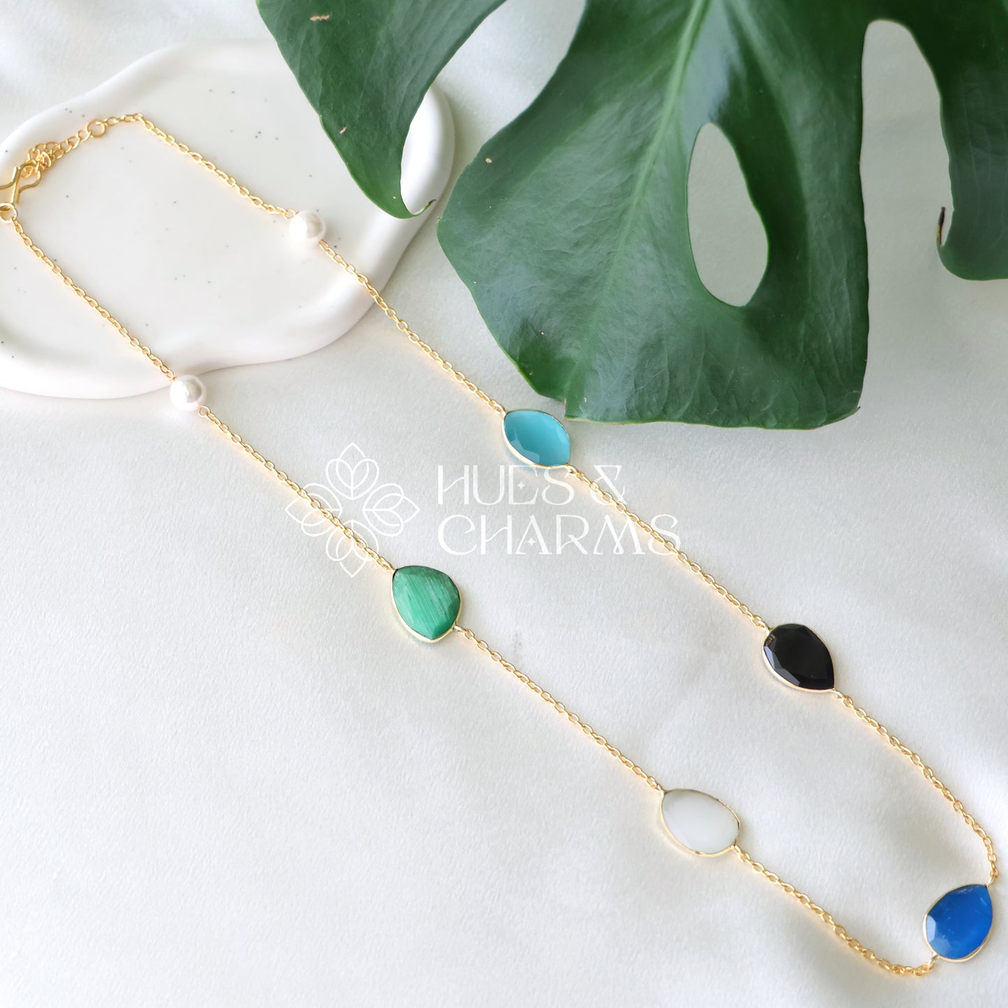 MULTICOLOUR GLOSSY MEDIUM NECKLACE (COLOURS AVAILABLE)