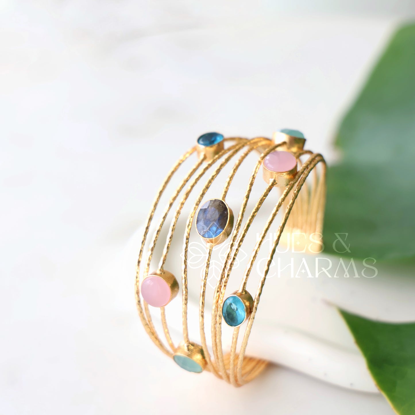 GLOSSY STATEMENT  PASTEL HARMONY ADJUSTABLE BANGLE