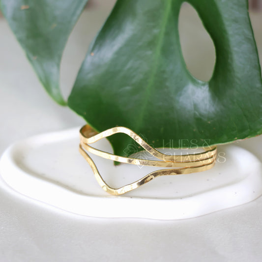 GOLDEN 3 LAYER WAVES CUFF BANGLE