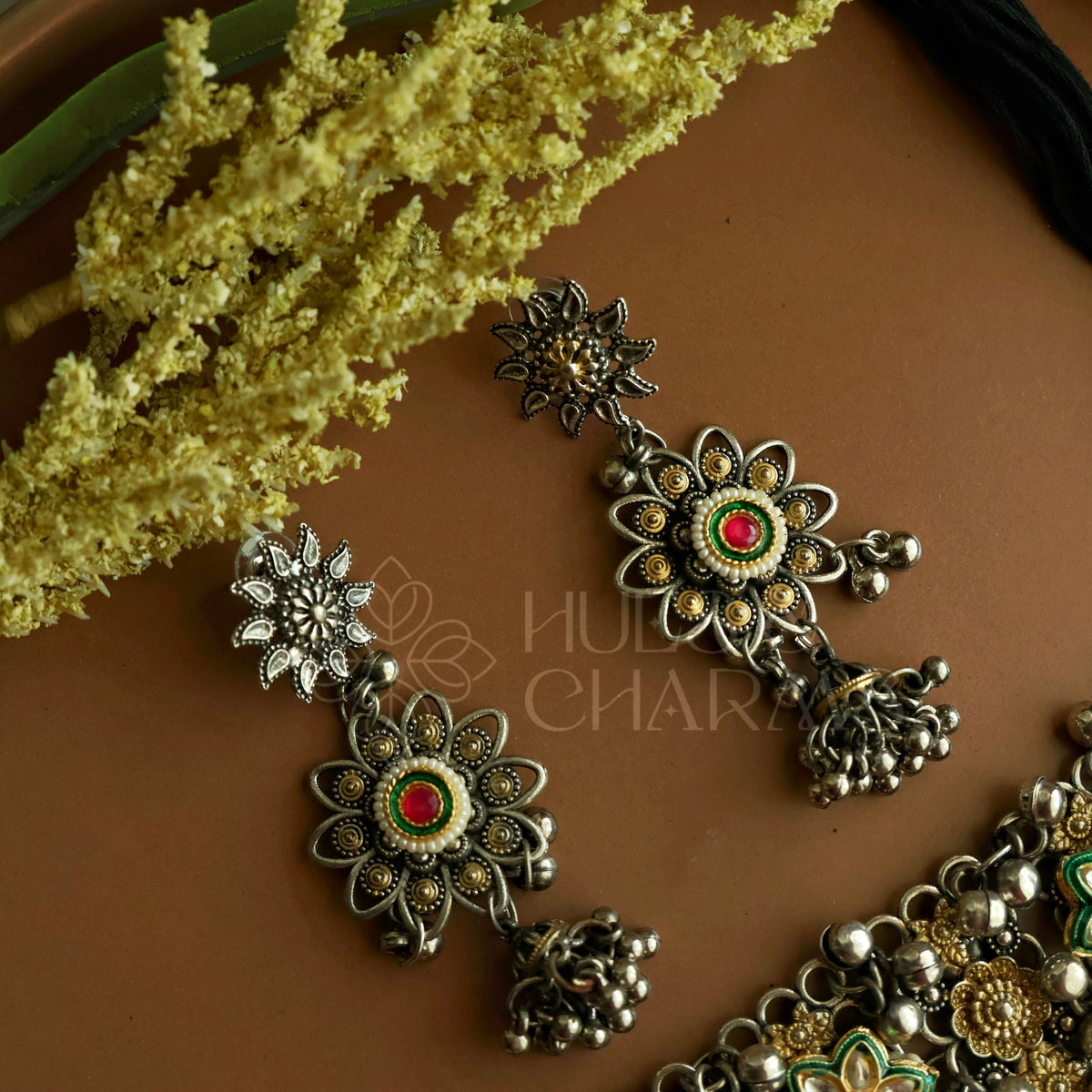 MALLIKA DUAL TONE OXIDISED CHOKER SET