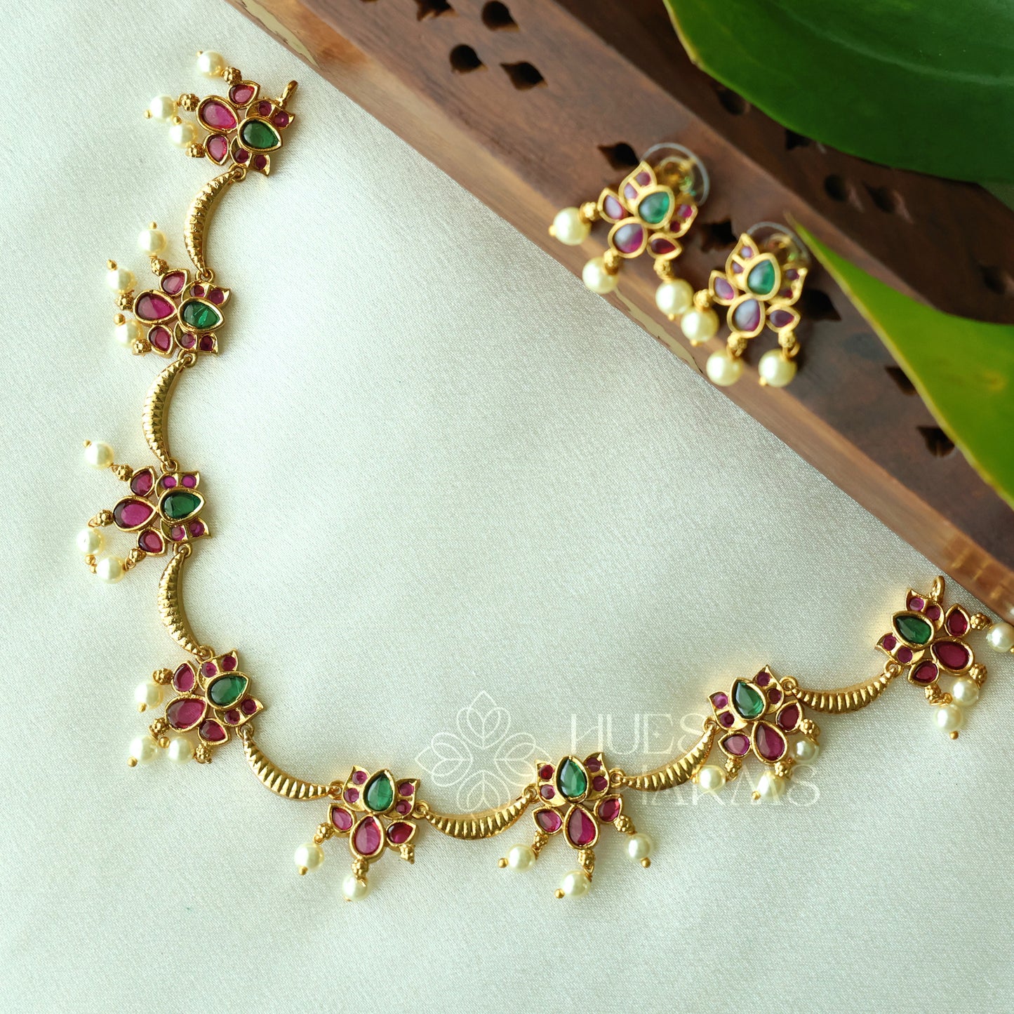 GOLDEN  PADMARAGA NECKLACE SET WITH PEARLS
