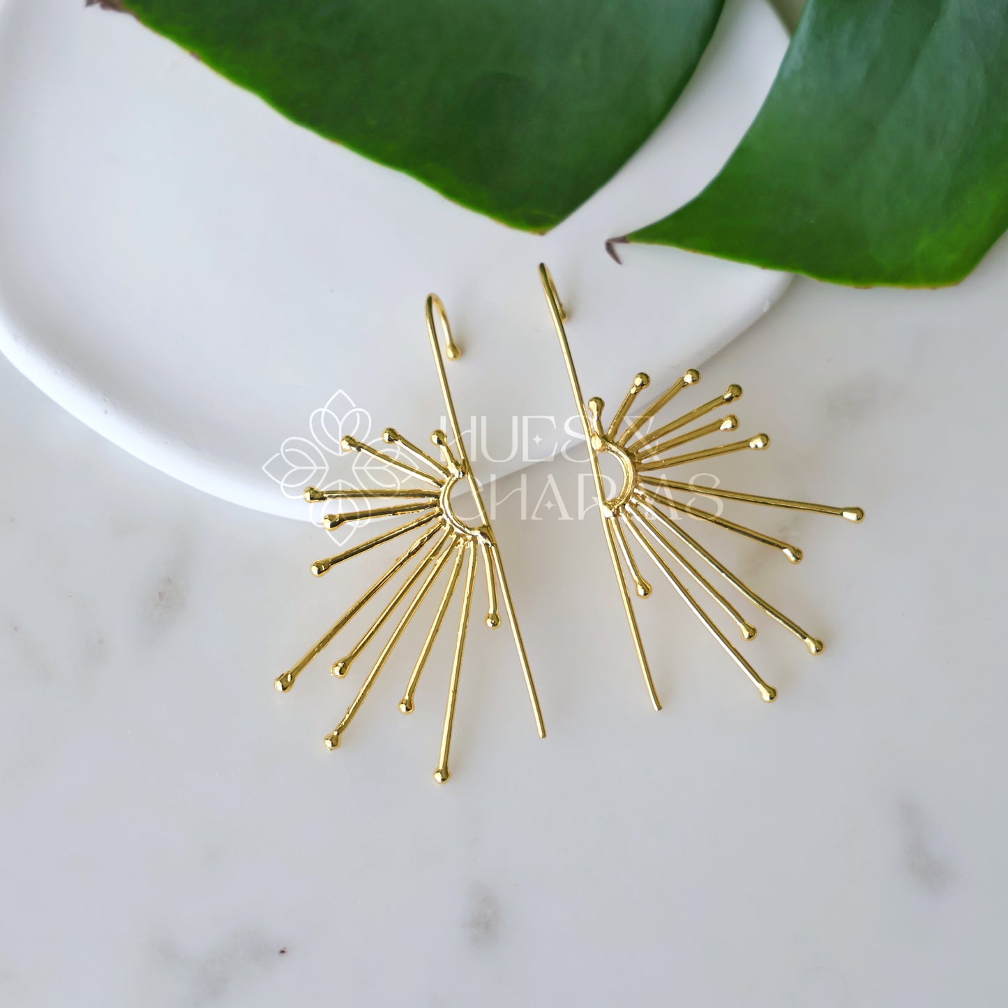 STATEMENT HALF SUN EAR CUFF