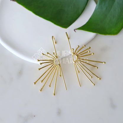 STATEMENT HALF SUN EAR CUFF