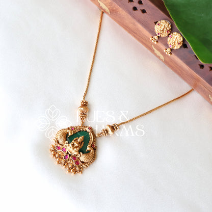 GOLDEN DIVYA LAKSHMI PENDANT NECKLACE SET WITH