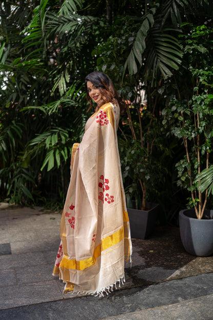 KERALA KASAVU POOMARAM SAREE