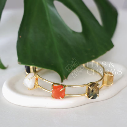 STATEMENT MULTI RAW STONE ADJUSTABLE BANGLE(COLOURS AVAILABLE)