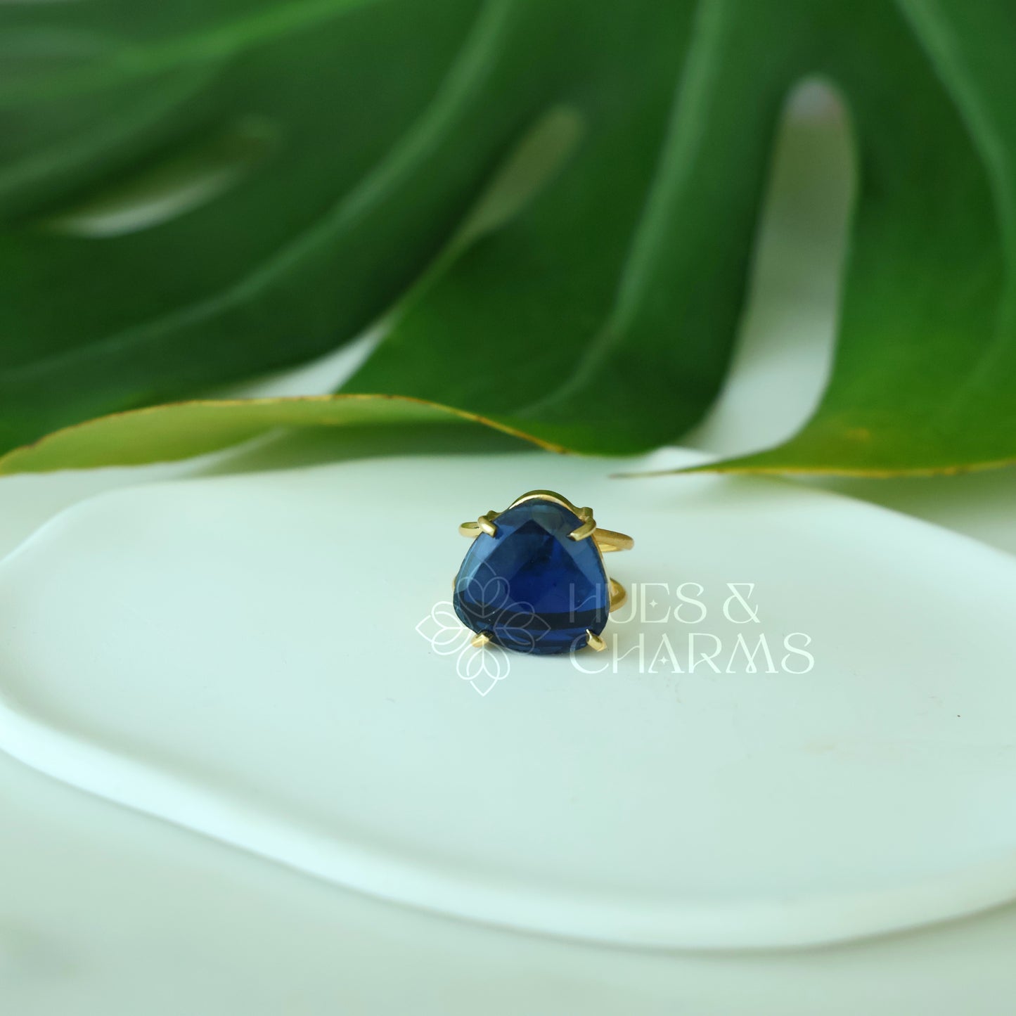 GLOSSY MIXED-CUT  ADJUSTABLE RING (Multiple shapes & colours available)