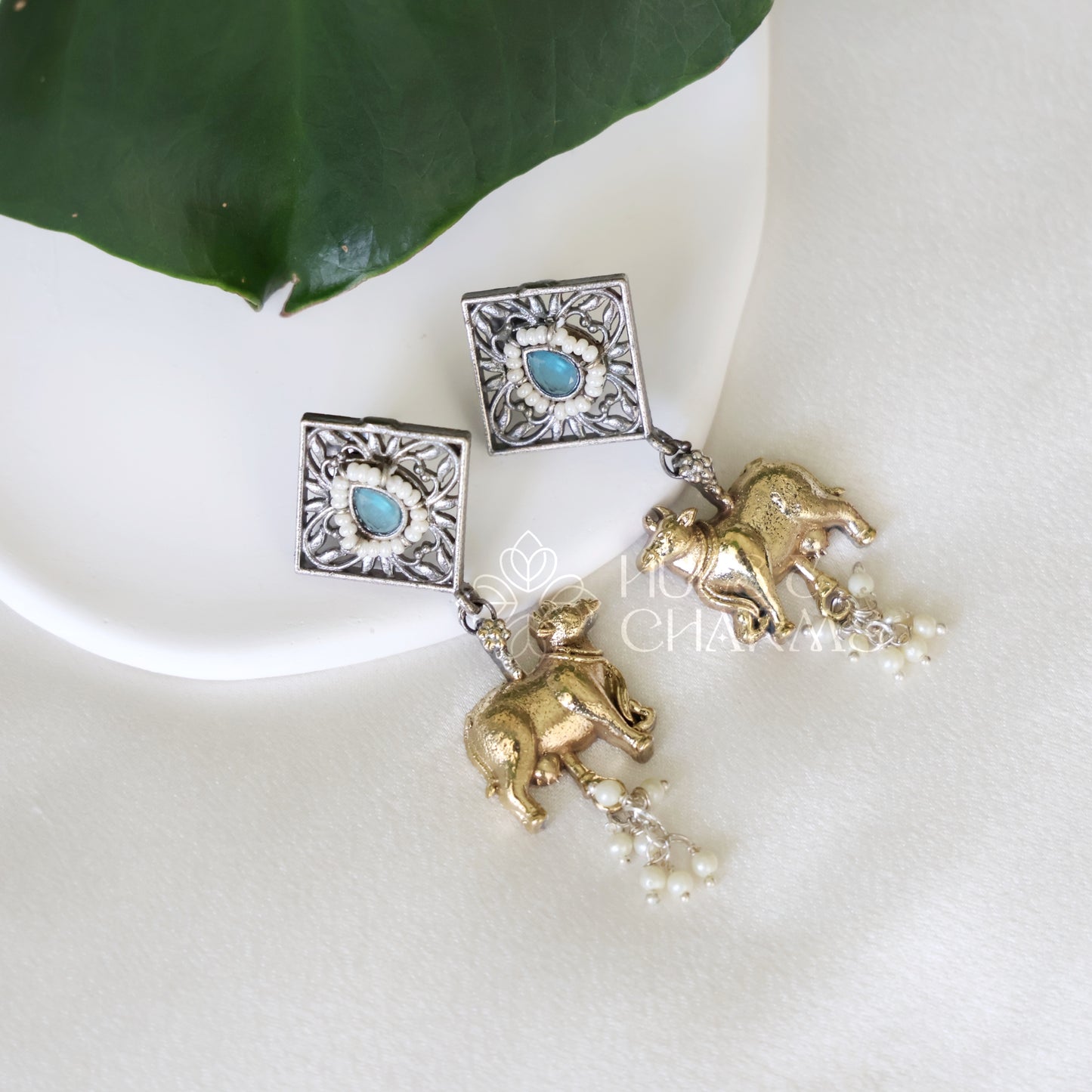 OXIDIZED DUAL TONE NANDI EARRINGS WITH CLUSTER PEARLS (Colours available )