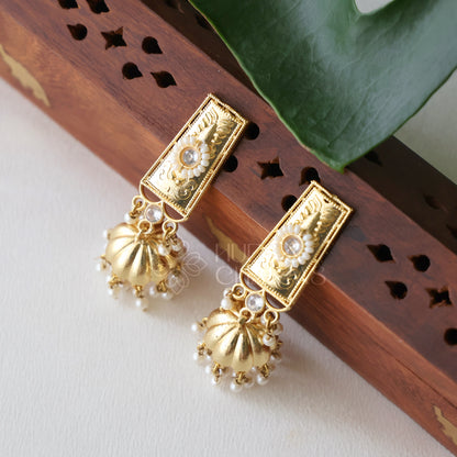 GOLDEN VARNIKA JHUMKA WITH PEARLS (COLOURS AVAILABLE)