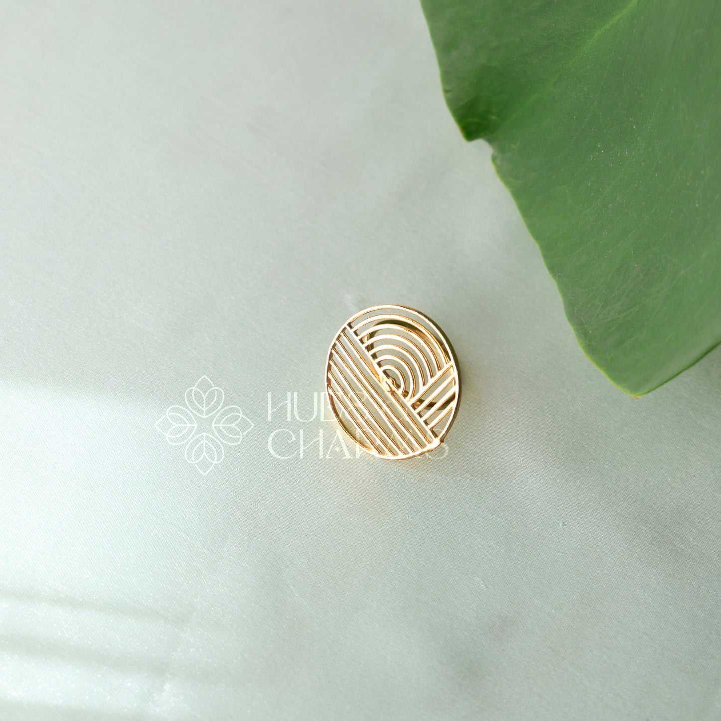 GOLDEN ARC & LINE ADJUSTABLE RING