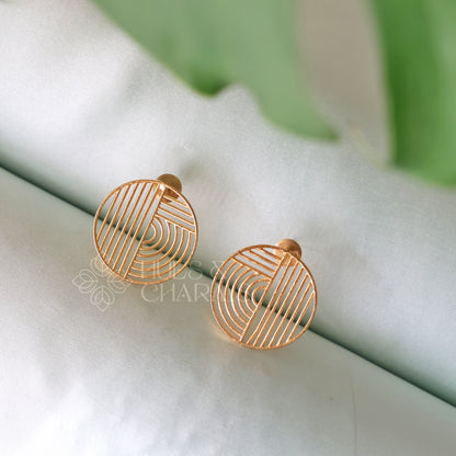 GOLDEN ARC & LINE STUD EARRINGS