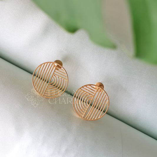 GOLDEN ARC & LINE STUD EARRINGS
