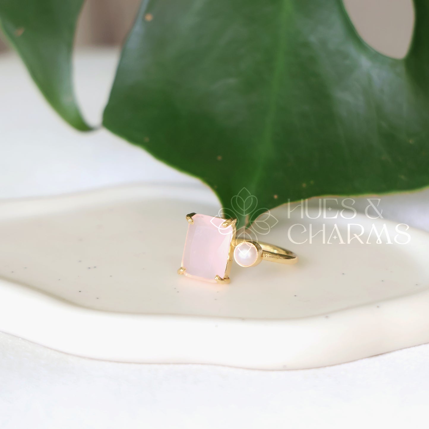 GOLDEN CRIMSON BLOOM ADJUSTABLE RING (COLOURS AVAILABLE)