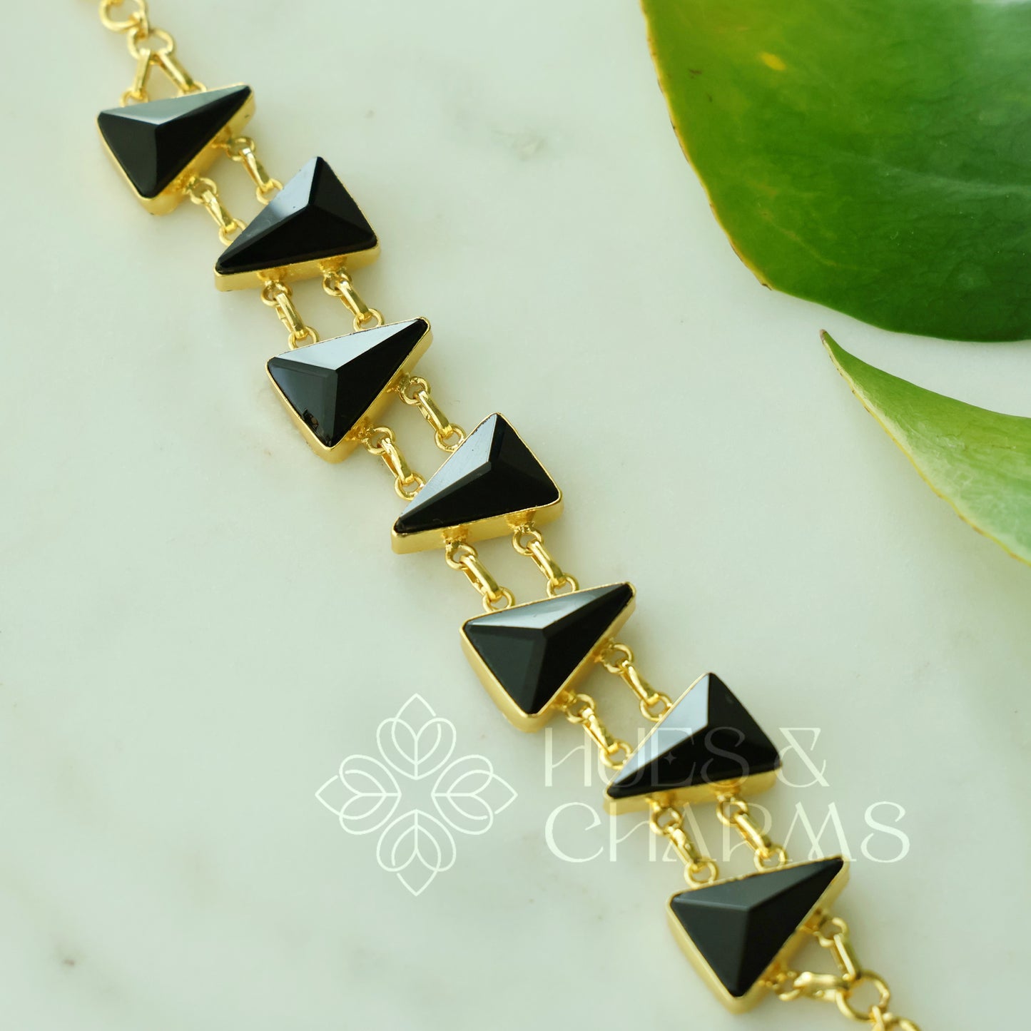 GLOSSY AURELIA PRISM NECKLACE (Colours Available)