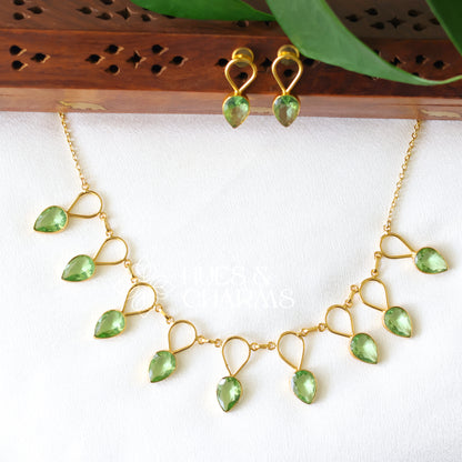 LIGHT GREEN GLOSSY DROP NECKLACE SET