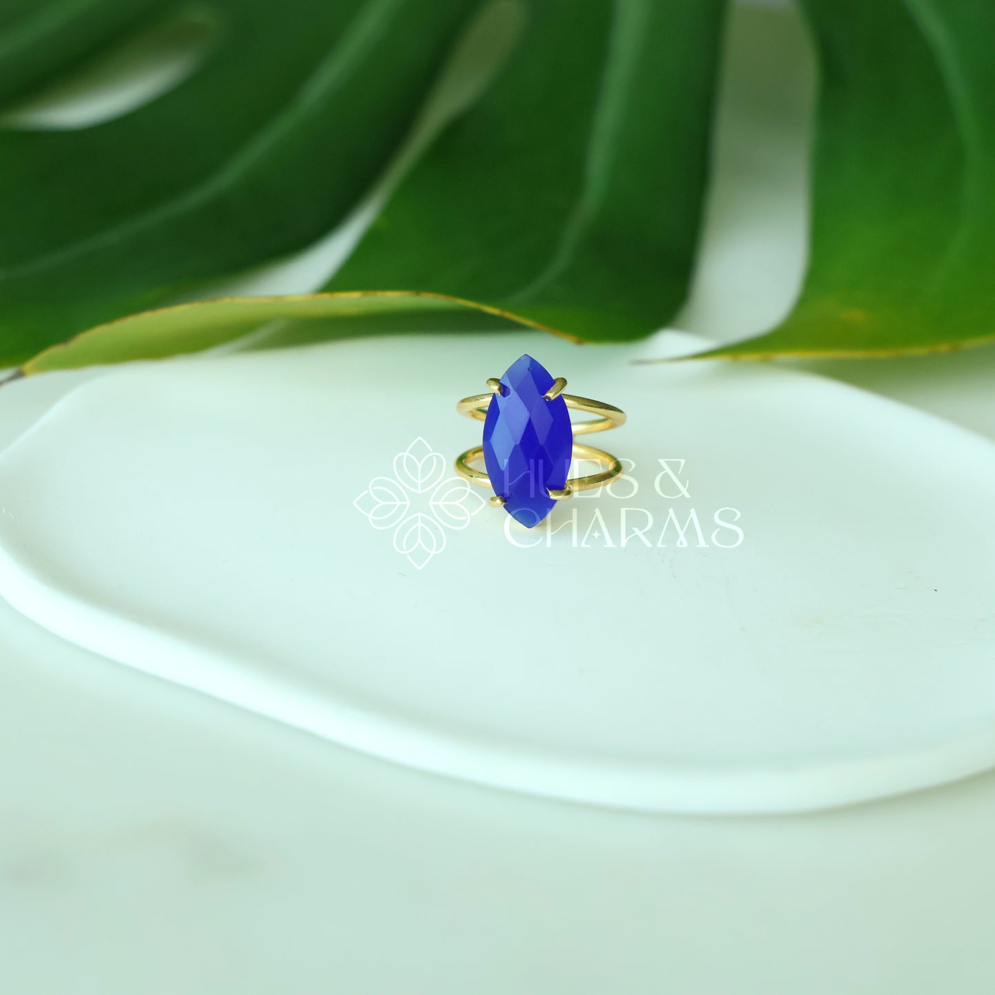 GLOSSY MIXED-CUT  ADJUSTABLE RING (Multiple shapes & colours available)