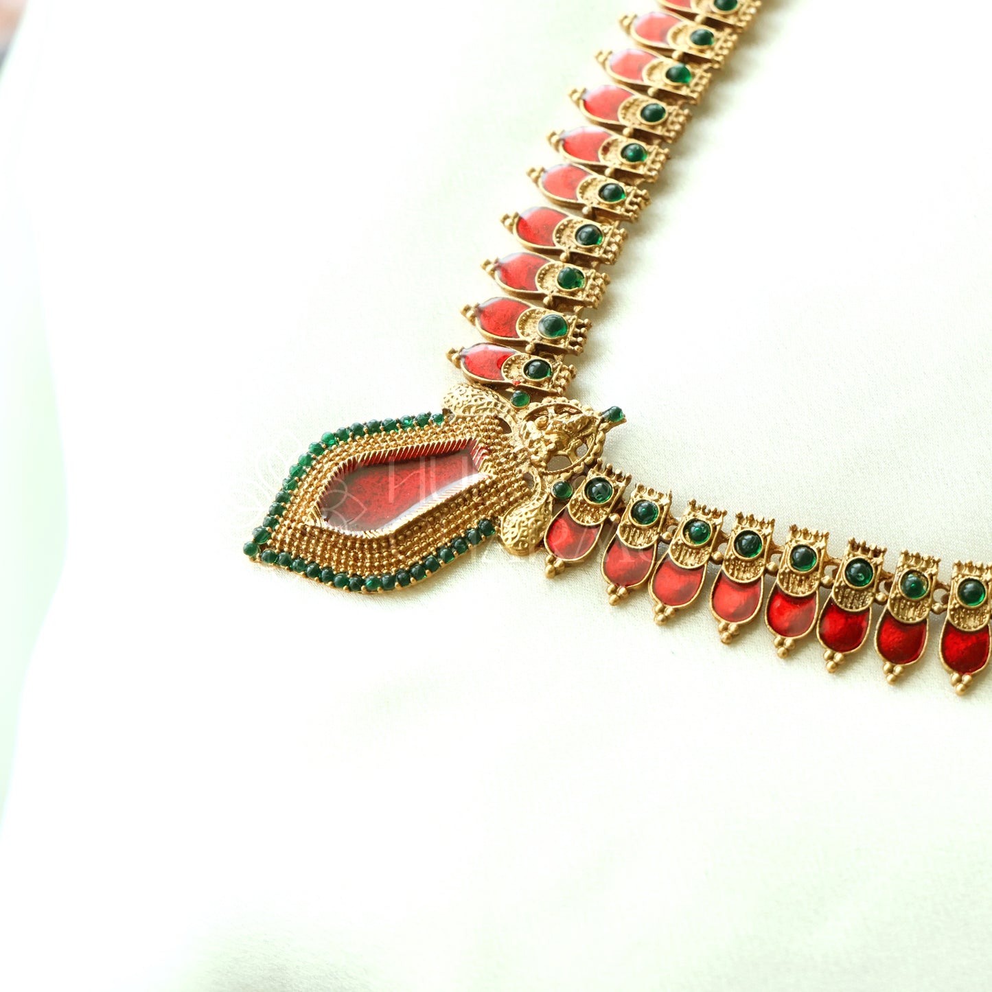 GOLDEN PALAKKA LAKSHMI HARAM SET (Colours available)