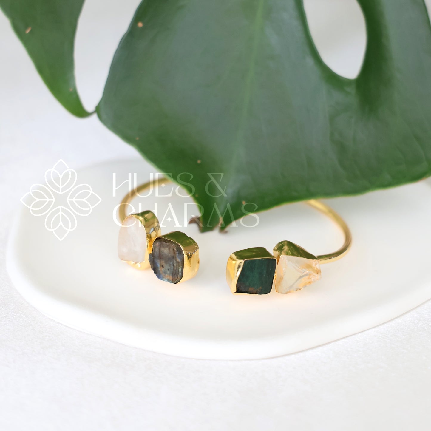 GOLDEN 4 RAW STONE STATEMENT BANGLE (COLOURS AVAILABLE)