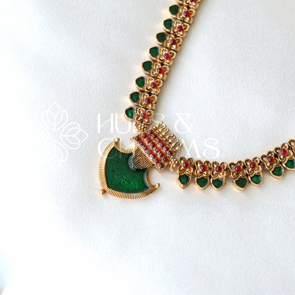 GOLDEN PALAKKA PALLAVI NECKLACE SET