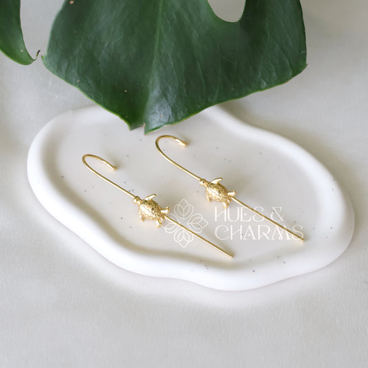 GOLDEN TURTLE EAR CUFF