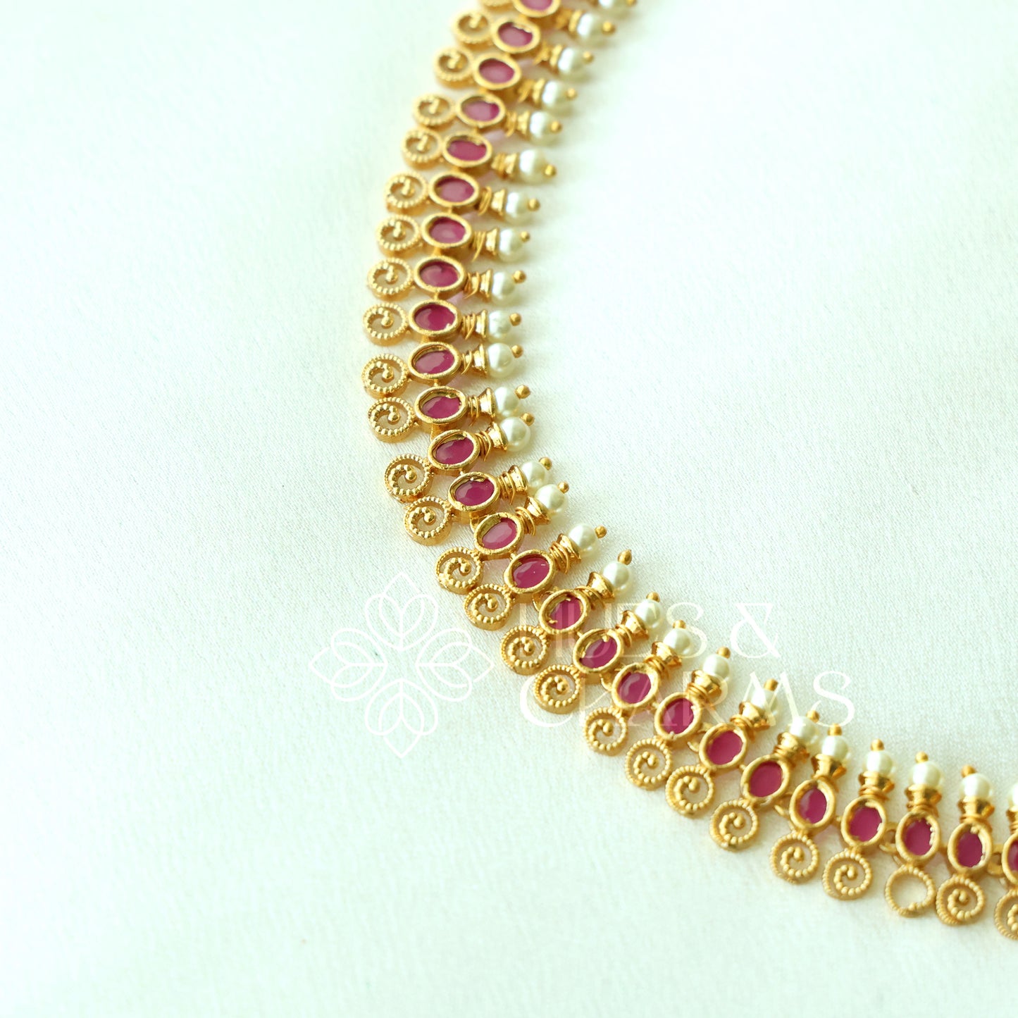 GOLDEN SIMPLE RATNA NECKLACE SET (Colours available)