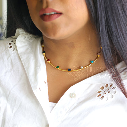 MULTICOLOR NECKPIECE