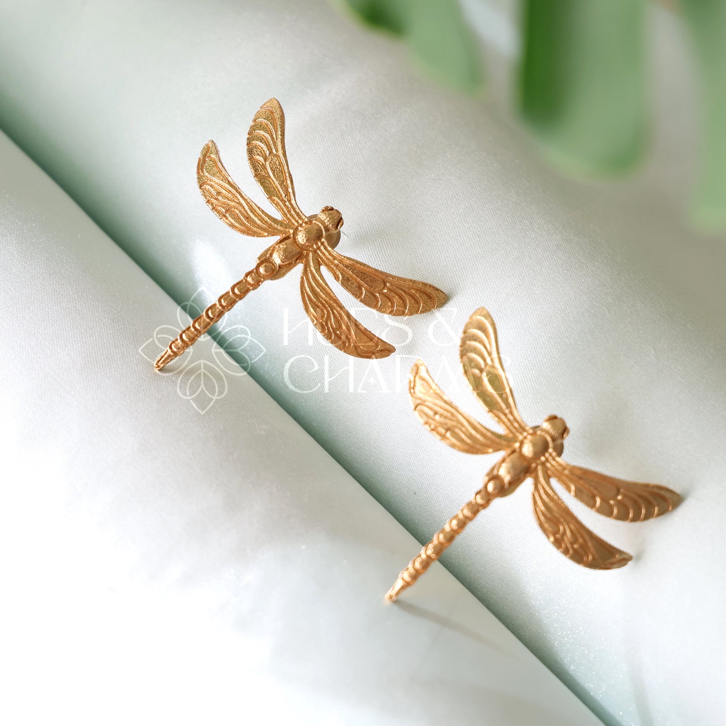 GOLDEN STATEMENT DRAGONFLY EARRINGS
