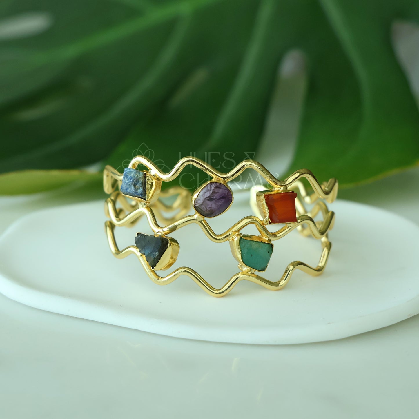 GOLDEN  RAW STONE ZIG ZAG ADJUSTABLE CUFF BANGLE(COLOURS AVAILABLE)