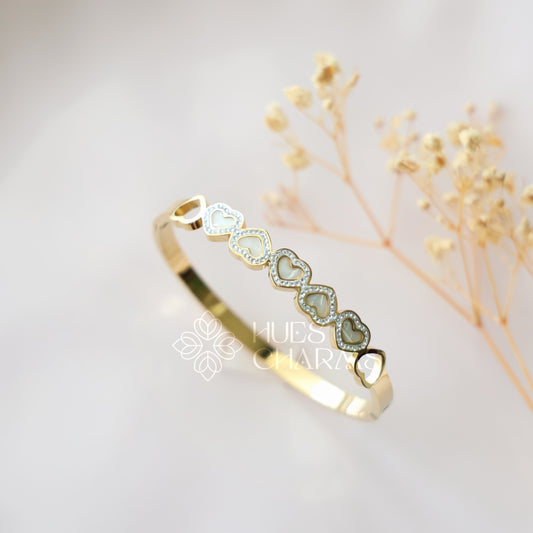 GOLDEN MOP HEART BRACELET