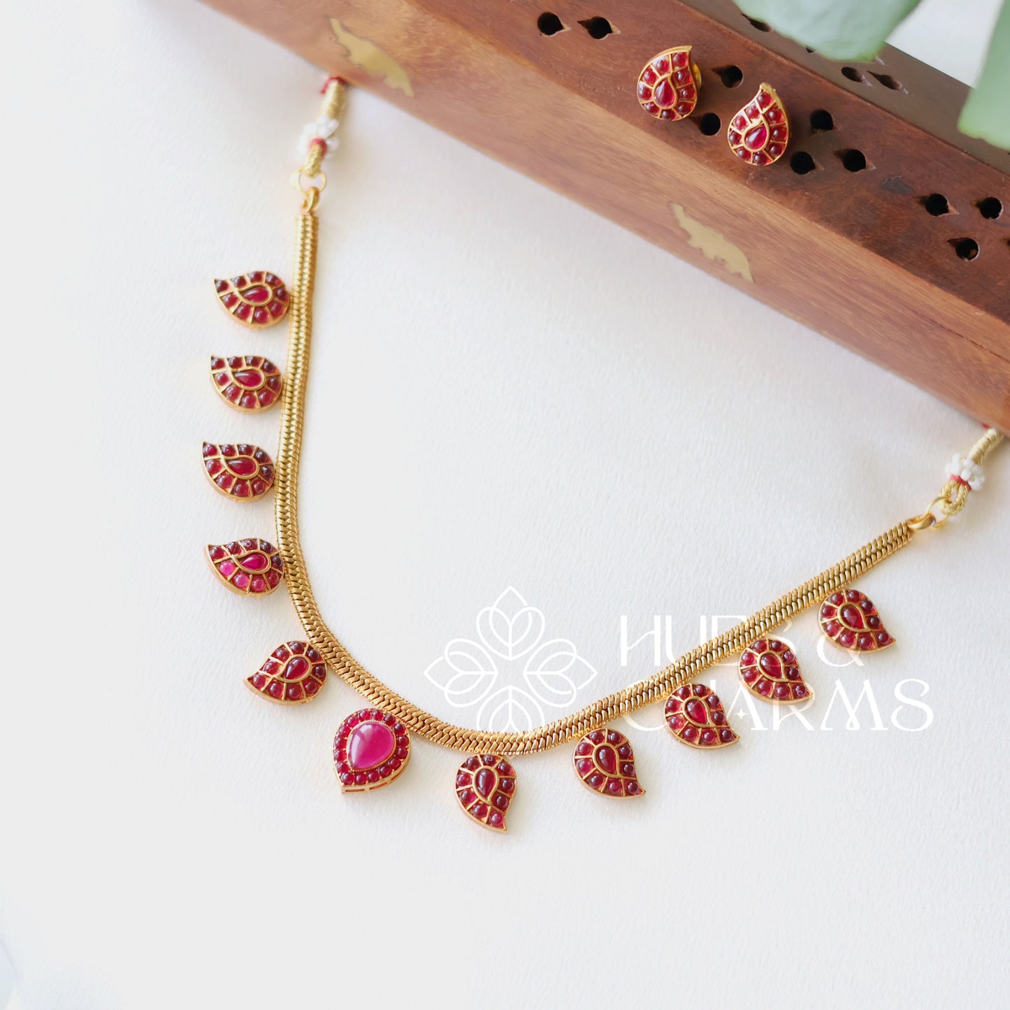 GOLDEN MAANGA KEMP NECKLACE SET (COLOURS AVAILABLE)