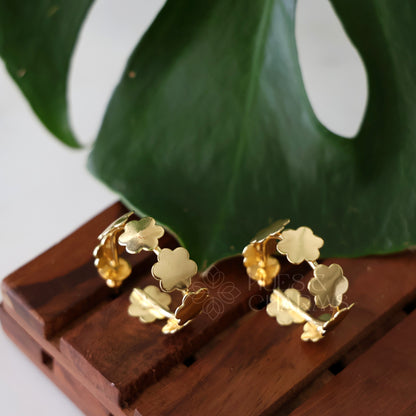 GOLDEN FIORA HOOP EARRINGS