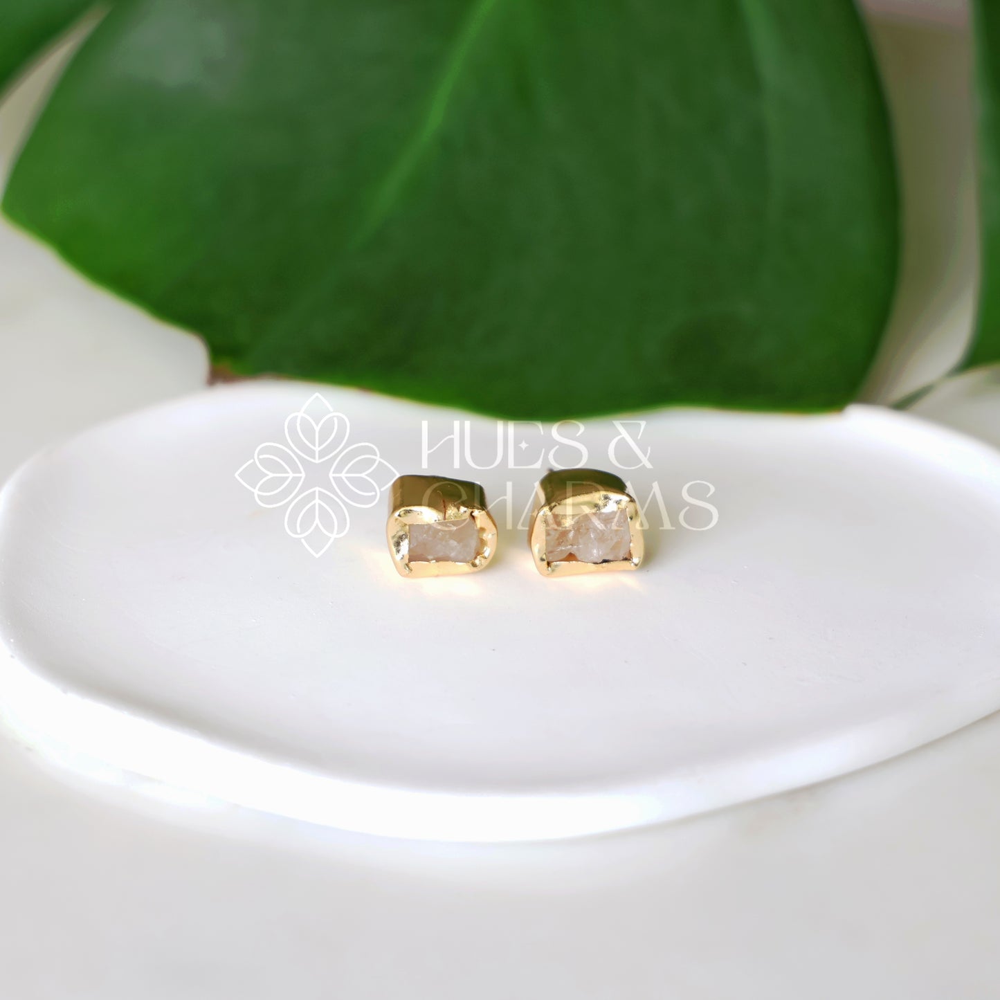 GOLDEN SMALL RAW STONE STUD EARRINGS (COLOURS AVAILABLE)