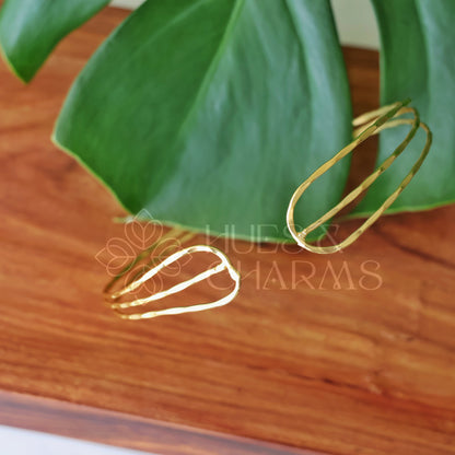 GOLDEN MINIMAL ORLINA NECKCUFF