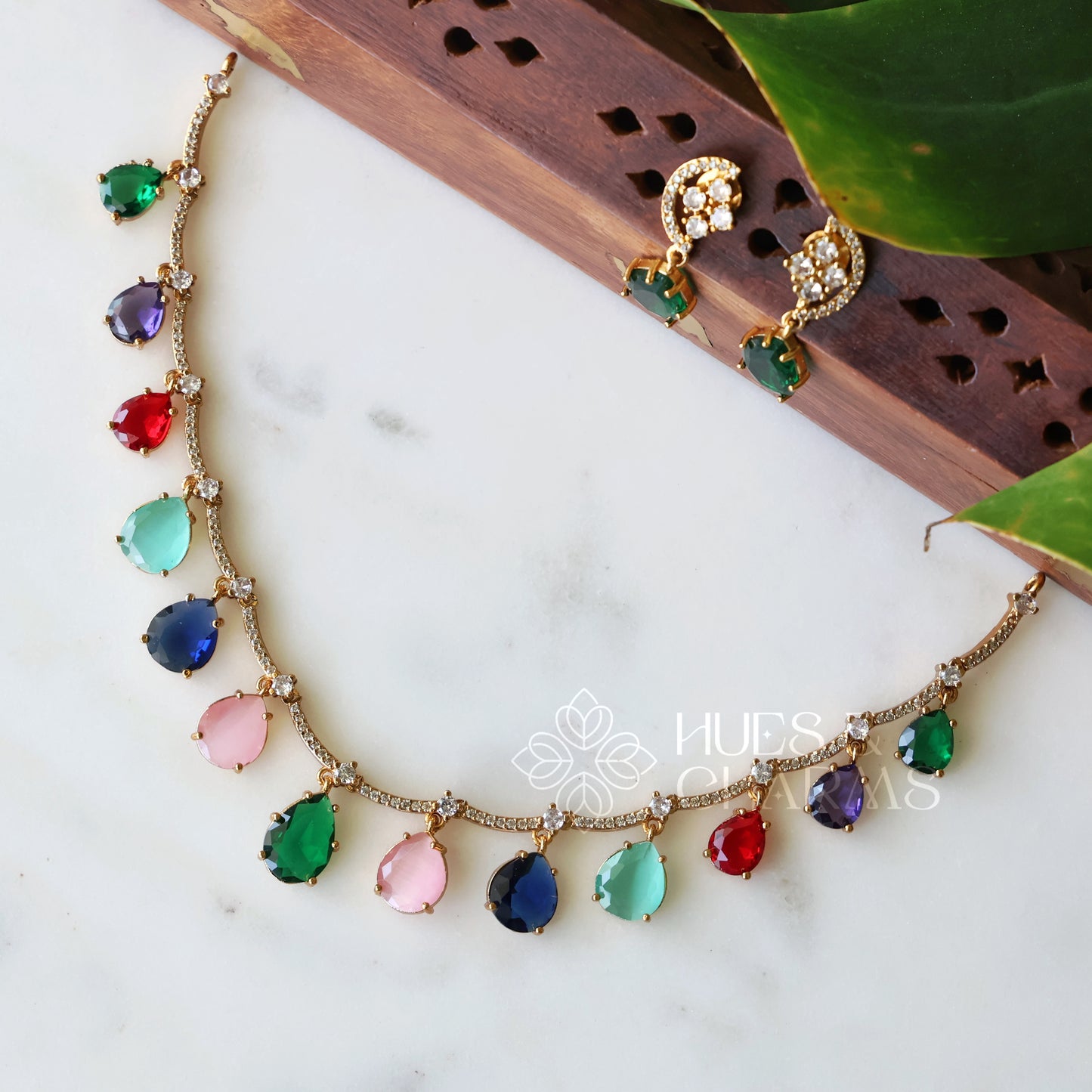 GOLDEN GLOSSY VELOURA DROP NECKLACE SET (COLOURS AVAILABLE)
