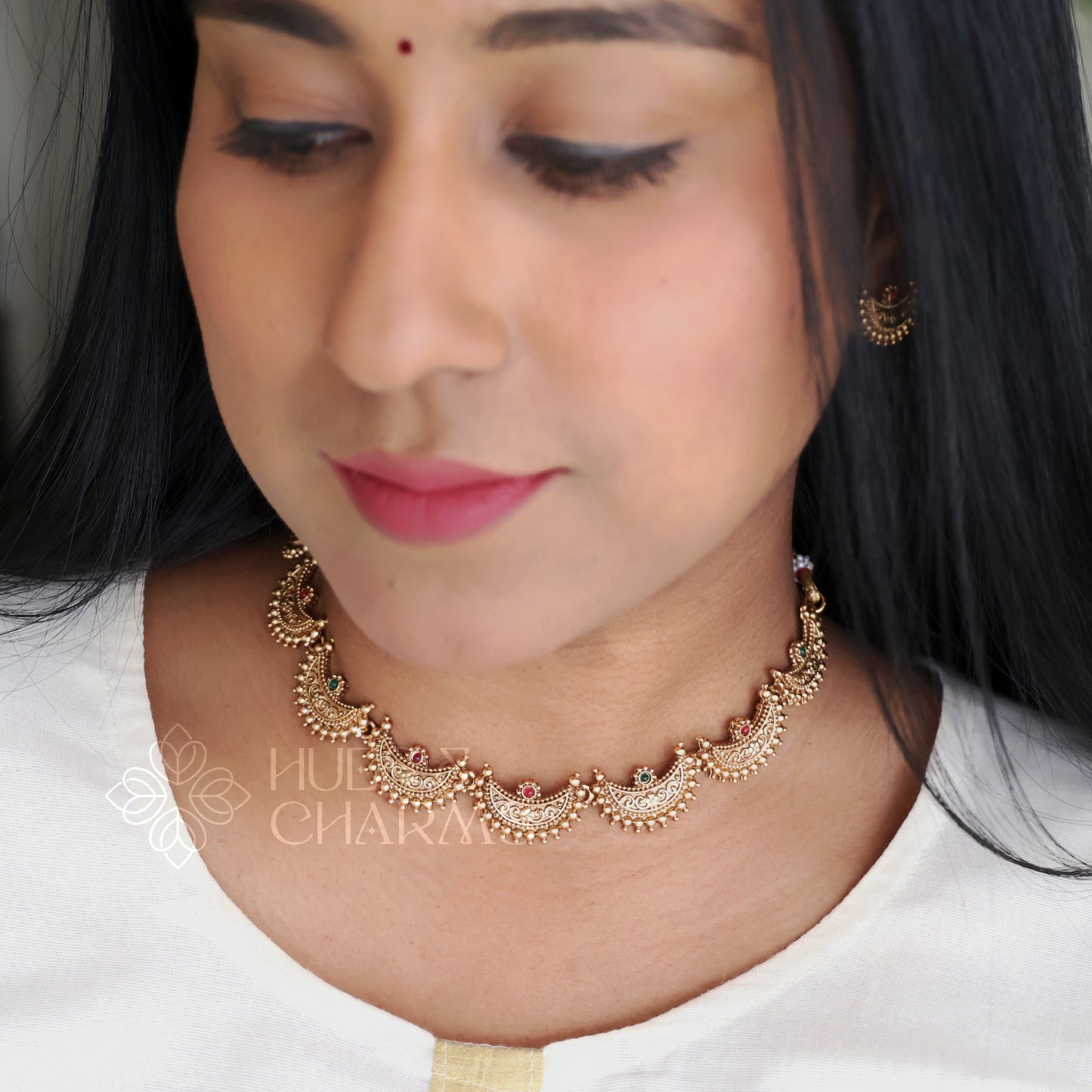 TRADITIONAL DIYA NECKLACE SET (COLOURS AVAILABLE)