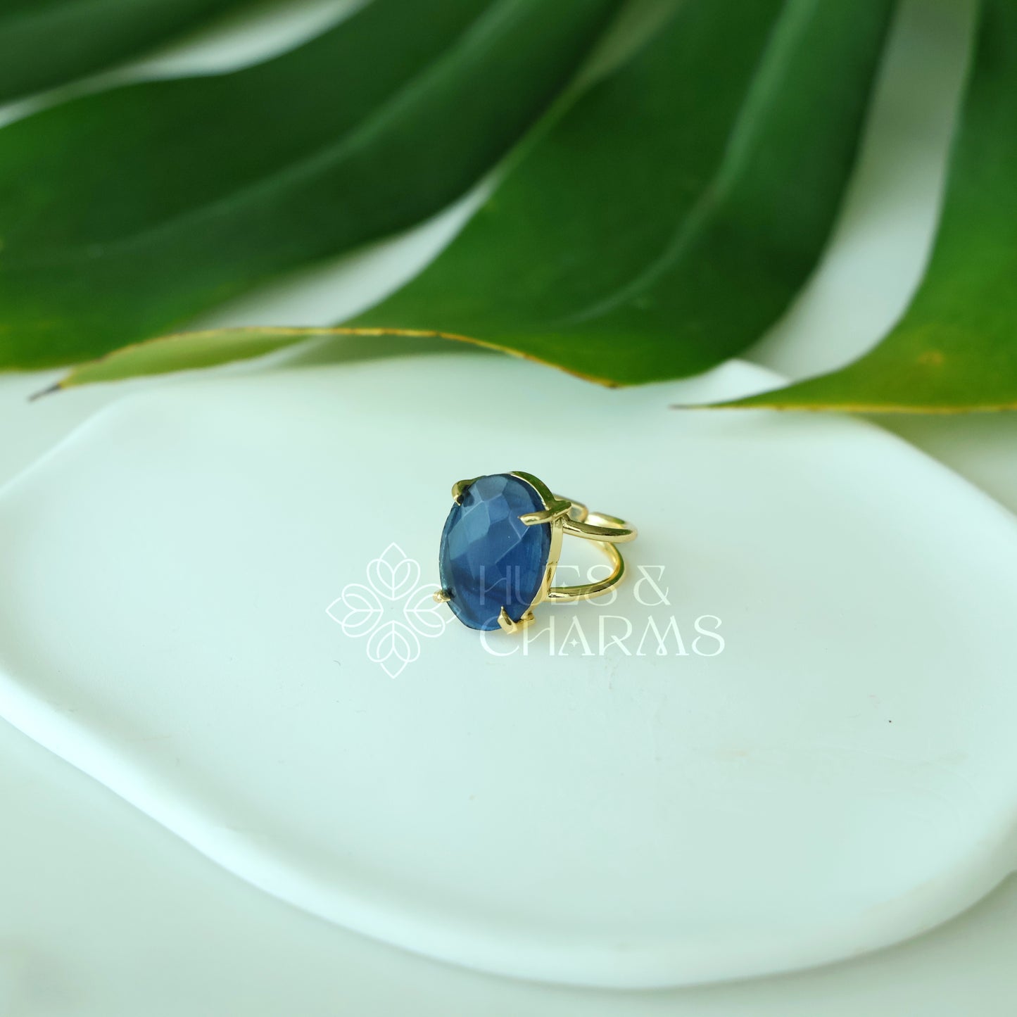 GLOSSY MIXED-CUT  ADJUSTABLE RING (Multiple shapes & colours available)
