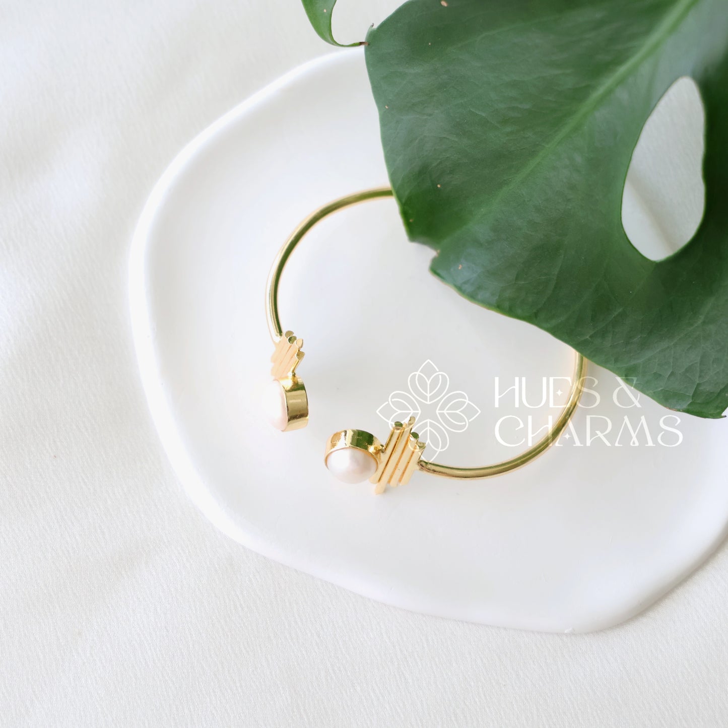 GOLDEN LUNA BANGLE WITH PEARLS