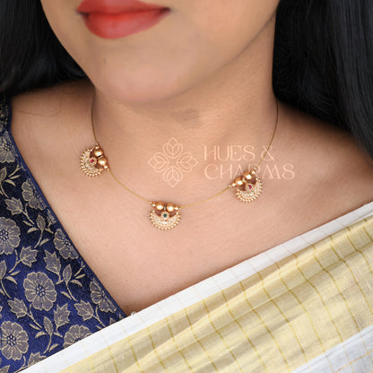 GOLDEN 3 DIYA FLOATING NECKPIECE