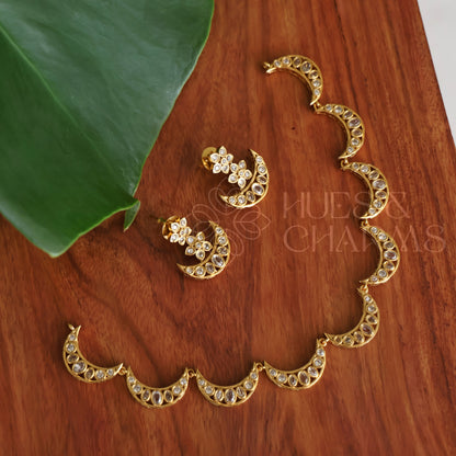 GOLDEN CHANDRA PUSHPA AD NECKLACE SET