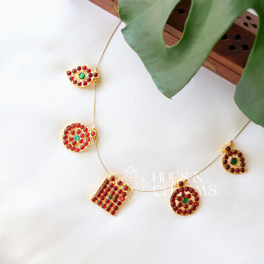 TRADITIONAL 5 PENDANT FLOATING NECKPIECE