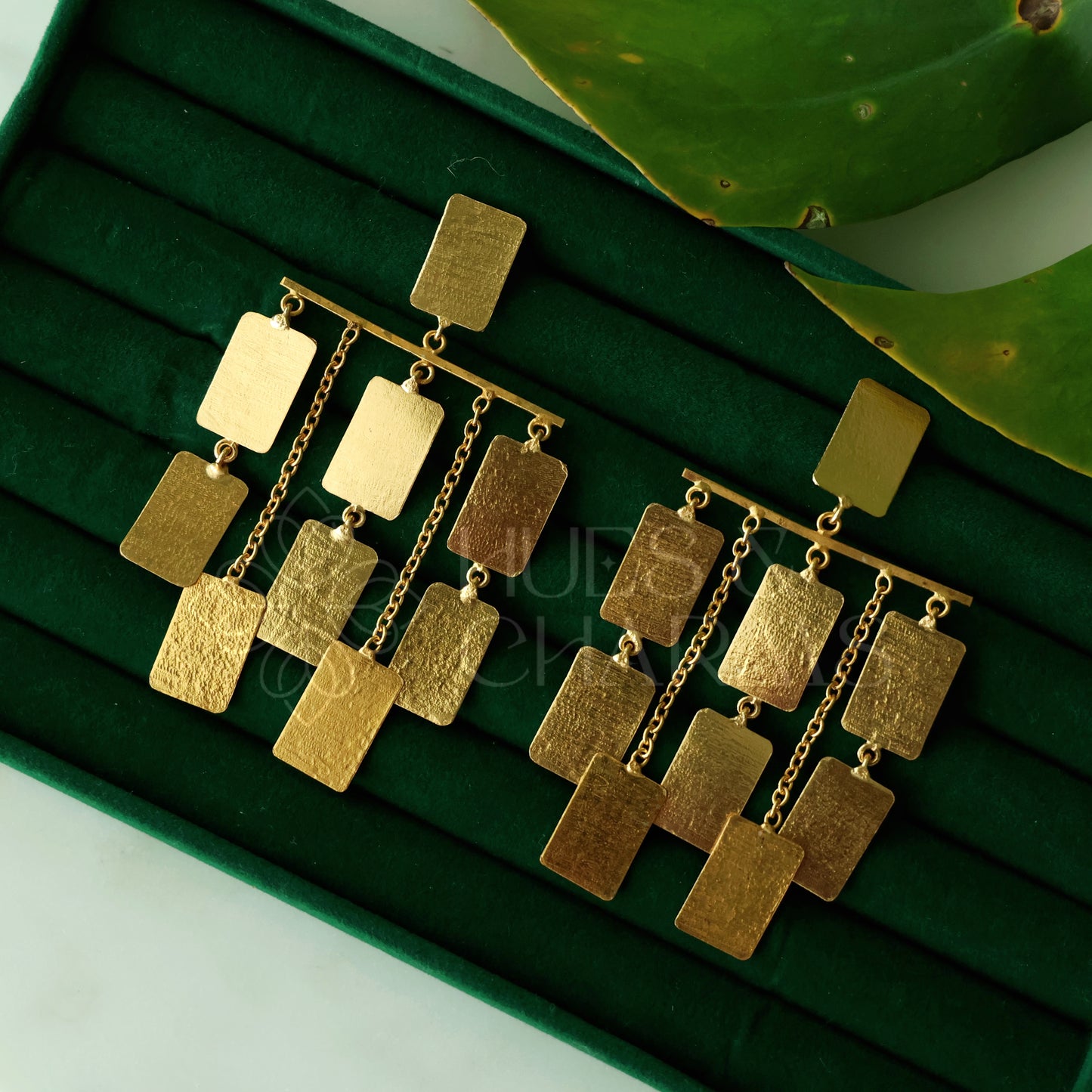 GOLDEN  AURELIA CHANDELIER EARRINGS