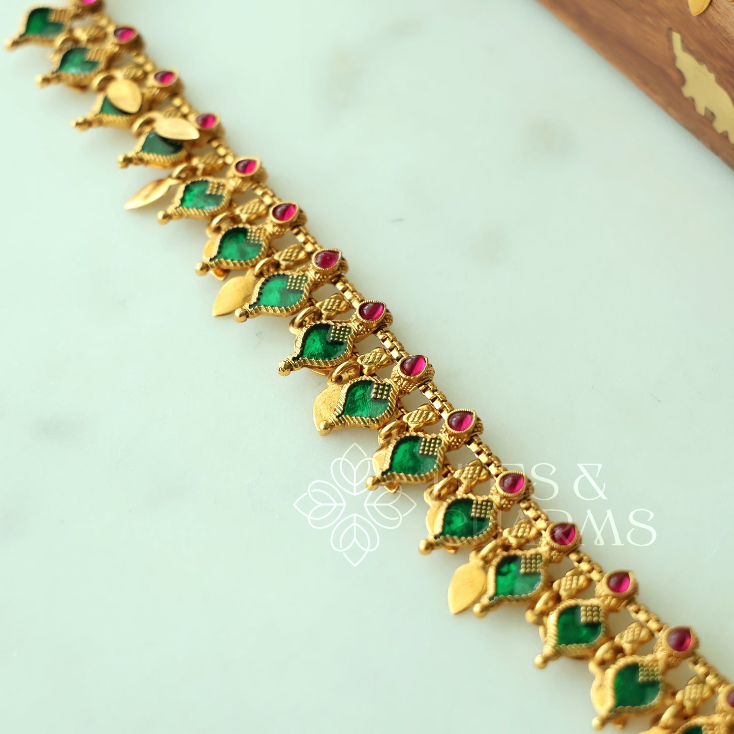 GOLDEN PALAKKA x ELAKKATHALI NECKLACE SET