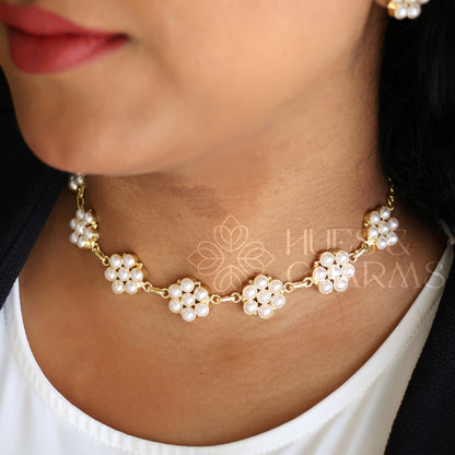 GOLDEN BLOOMING PEARL NECKLACE SET