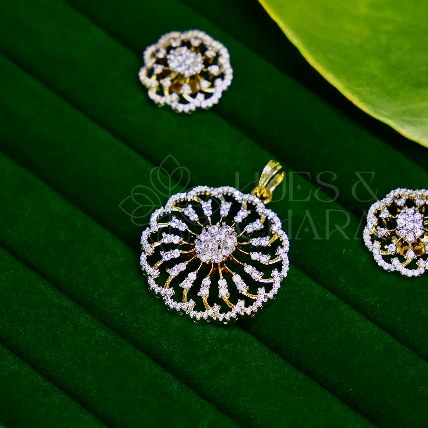 ETERNAL BLOOM CZ PENDENT SET|PREMIUM COLLECTION