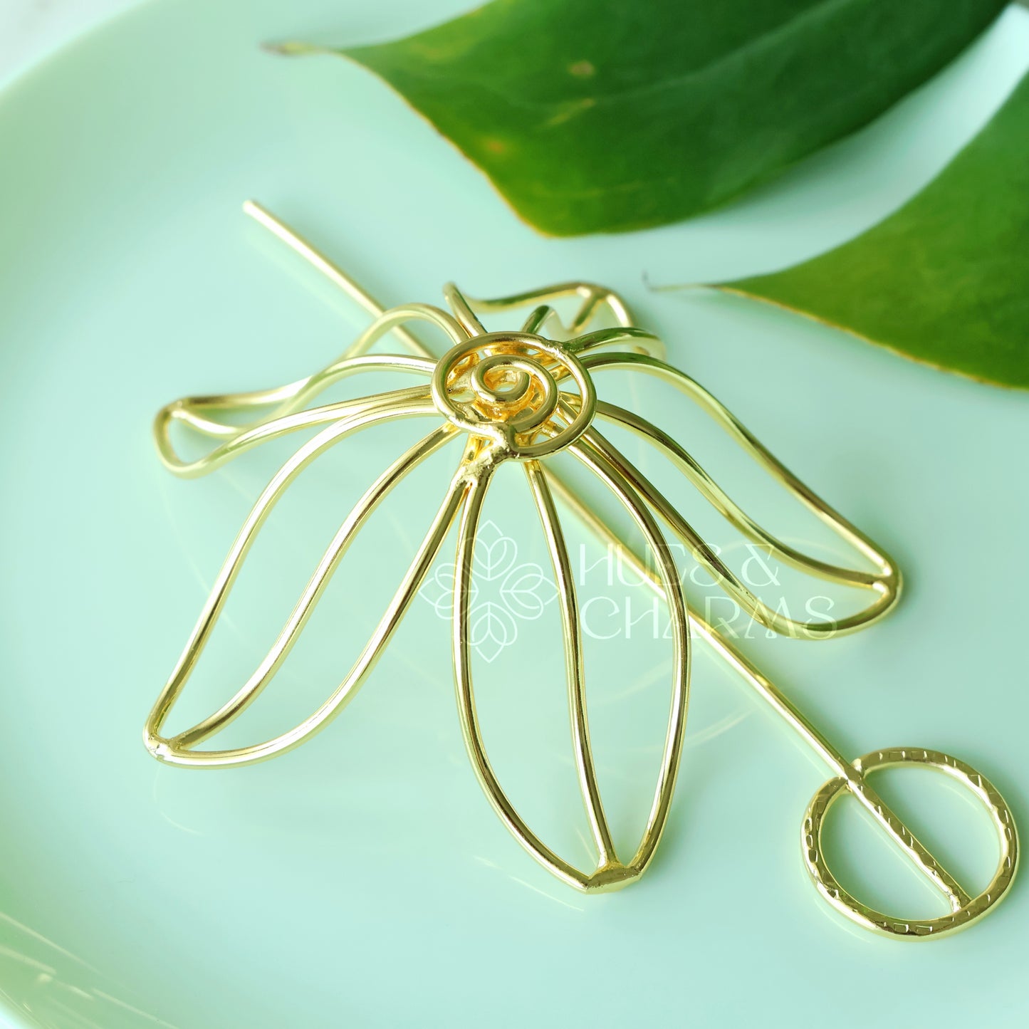 GOLDEN LOTUS PETAL HAIR BUN CAGE