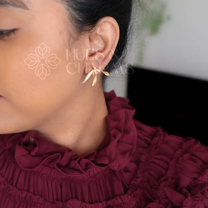 GOLDEN SYLVA STUD EARRINGS