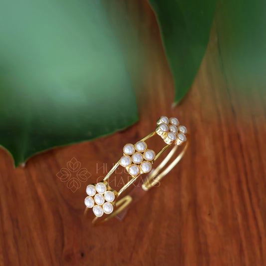 GOLDEN 3 FLORAL PEARL ADJUSTABLE BANGLE