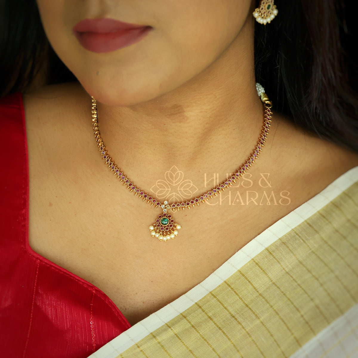 GOLDEN  RAGA SIMPLE NECKLACE SET