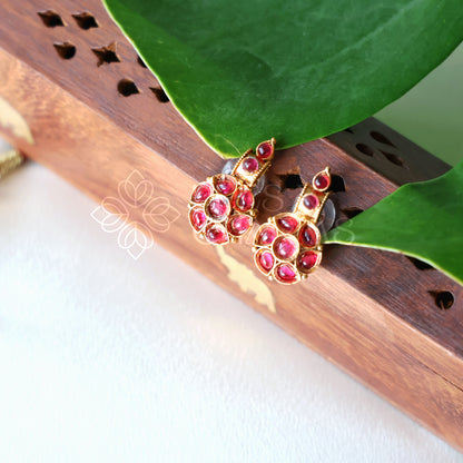GOLDEN PUSHPA LEAF LAKSHMI NECKLACE SET (COLOURS AVAILABLE)